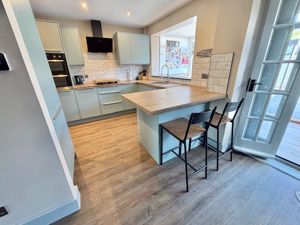 Kitchen- click for photo gallery